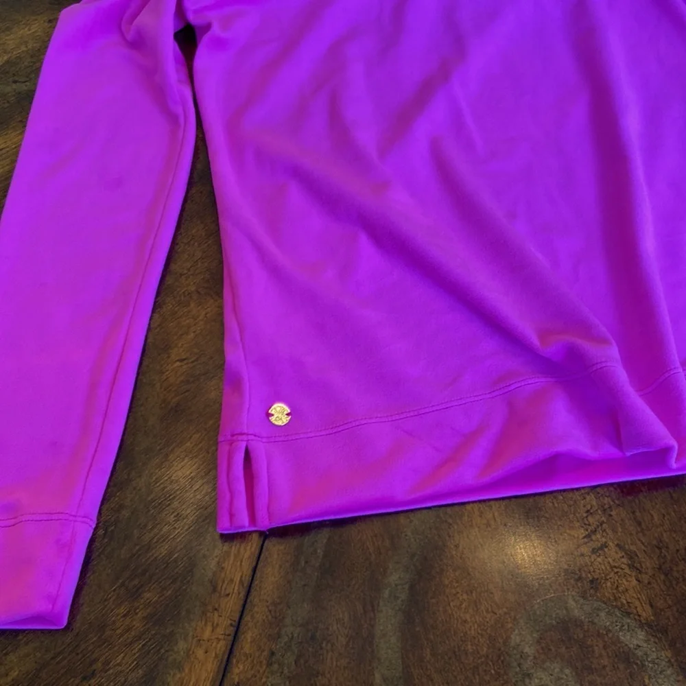 NWT Lilly Pulitzer Velour Top Swearshirt - Picture 4 of 7